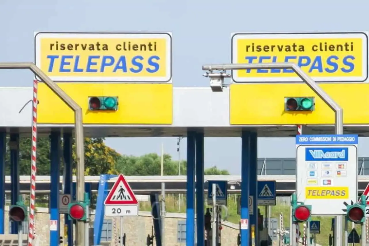 Come funzionano le offerte temporanee dei servizi di telepedaggio e cosa sapere sulle scadenze
