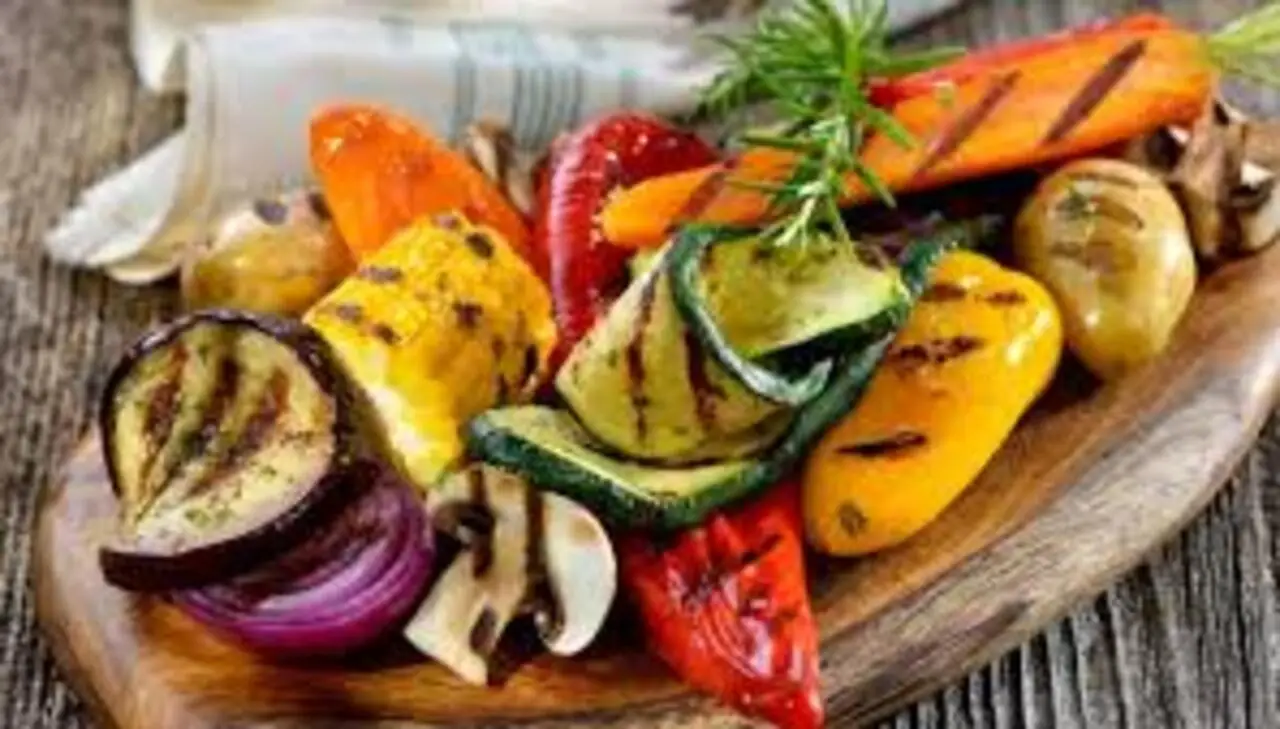 Le verdure che aiutano a vivere più a lungo: ecco quali inserire nella dieta e perché fanno bene