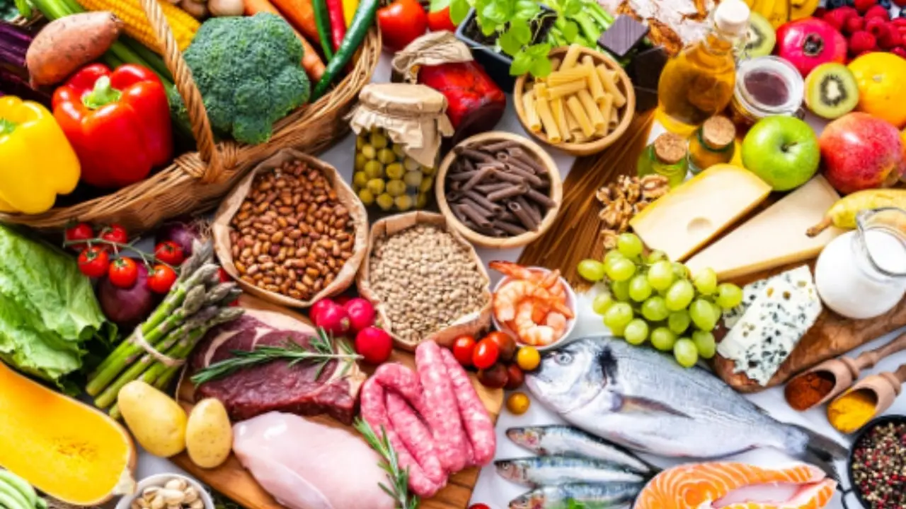 Attenzione a questi alimenti: scopri la lista di quelli più pericolosi per la salute